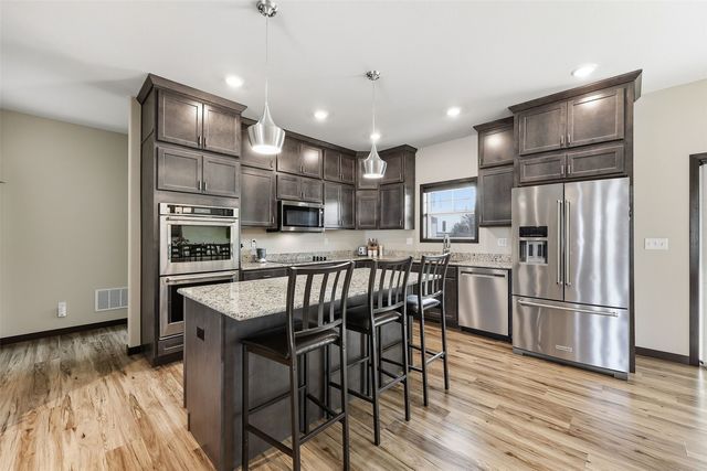 317 Wolfe Lane NE A, Mt Vernon, IA 52314