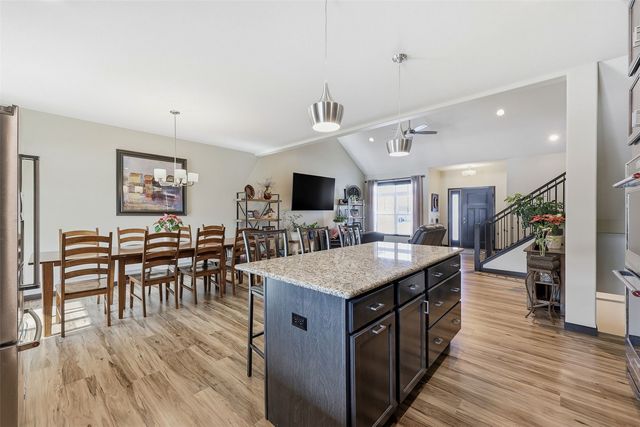 317 Wolfe Lane NE A, Mt Vernon, IA 52314