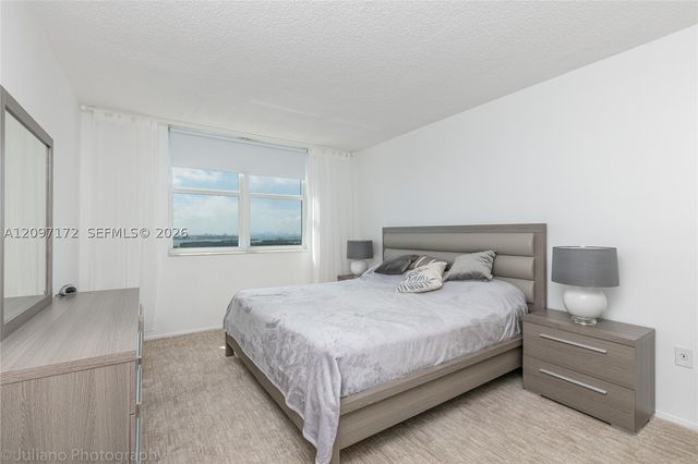 500 Bayview Dr 1818, Sunny Isles Beach, FL 33160