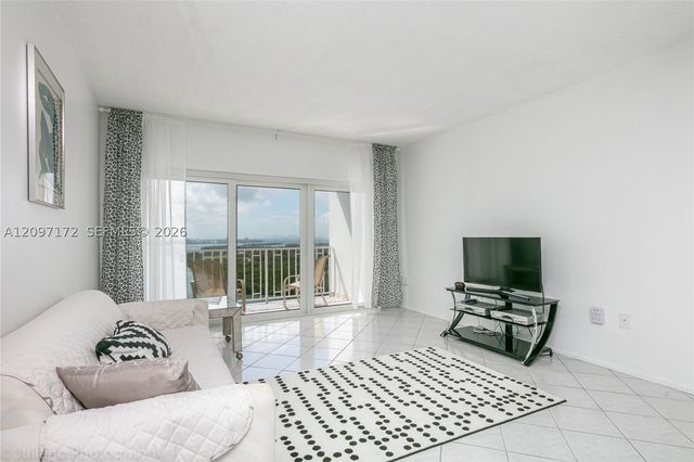 500 Bayview Dr 1818, Sunny Isles Beach, FL 33160