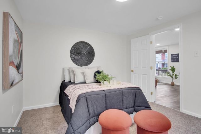 335 N MARKET ST, Elizabethtown, PA 17022