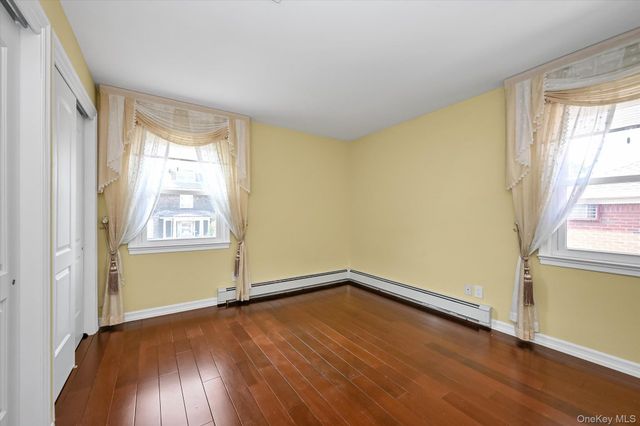 15003 7th Avenue, Whitestone, NY 11357