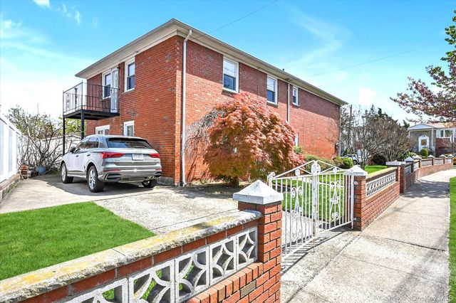 15003 7th Avenue, Whitestone, NY 11357