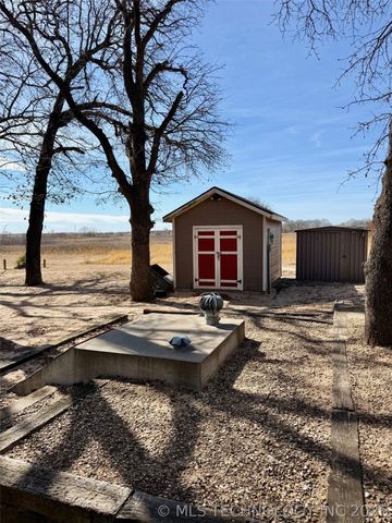 2895 Ruth Drive, Kingston, OK 73439