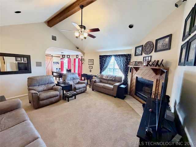 2895 Ruth Drive, Kingston, OK 73439