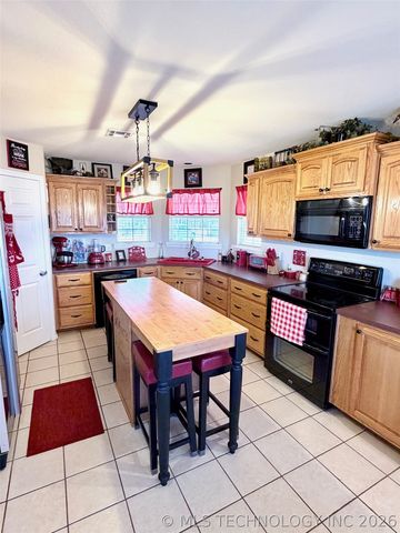 2895 Ruth Drive, Kingston, OK 73439