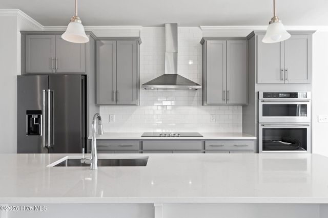 225 Pelican Flight Loop, Wilmington, NC 28412