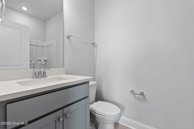 225 Pelican Flight Loop, Wilmington, NC 28412
