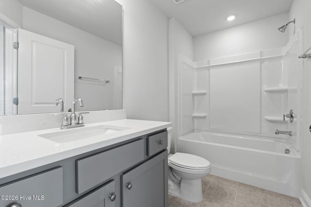 225 Pelican Flight Loop, Wilmington, NC 28412