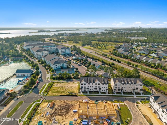 225 Pelican Flight Loop, Wilmington, NC 28412