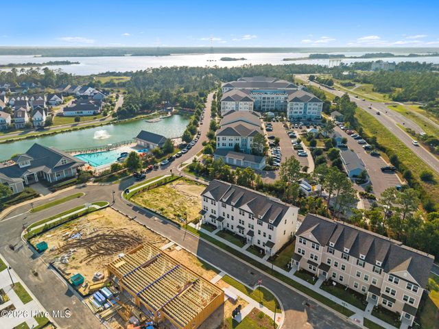 225 Pelican Flight Loop, Wilmington, NC 28412