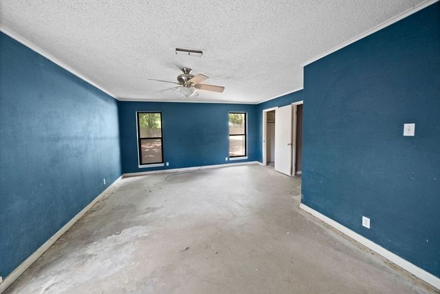 209 Magnolia, Chandler, TX 75758