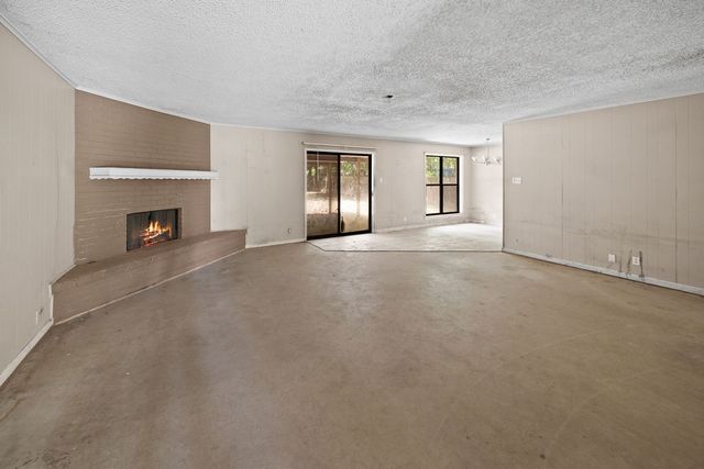 209 Magnolia, Chandler, TX 75758