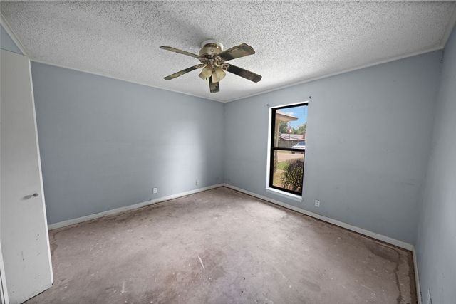 209 Magnolia, Chandler, TX 75758