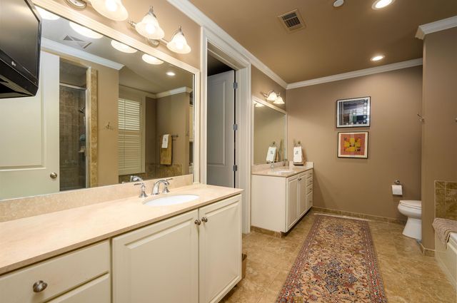 5204 Lexington Club Cv Apt 301, Memphis, TN 38117