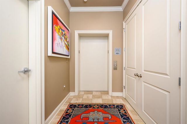 5204 Lexington Club Cv Apt 301, Memphis, TN 38117