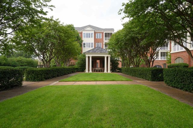 5204 Lexington Club Cv Apt 301, Memphis, TN 38117