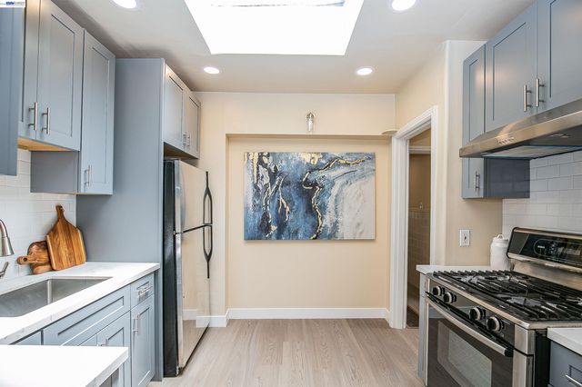 224 Shields Street, San Francisco, CA 94132