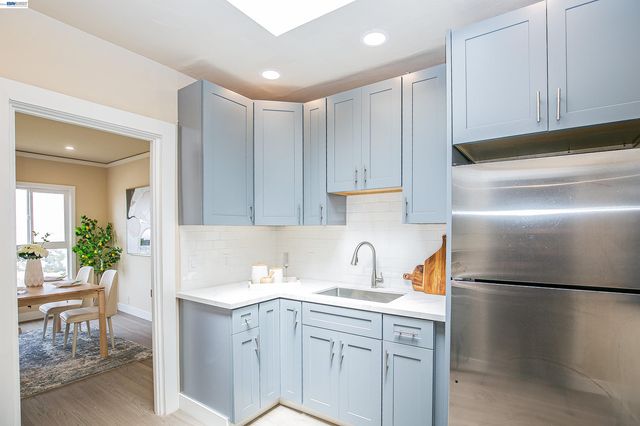 224 Shields Street, San Francisco, CA 94132