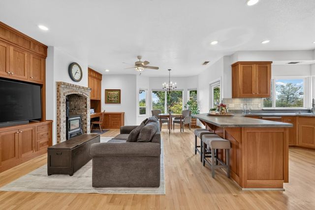 1760 Red Fox Rd, Placerville, CA 95667
