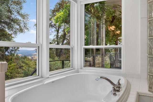 1760 Red Fox Rd, Placerville, CA 95667