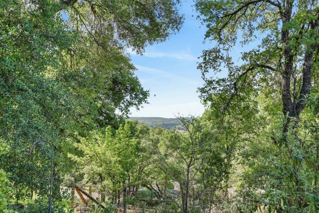 1760 Red Fox Rd, Placerville, CA 95667