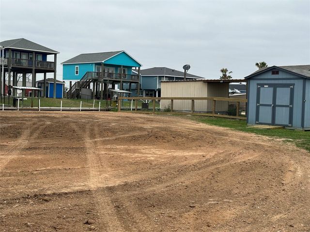 2410 & 2411 Gulfview Drive, Sargent, TX 77414