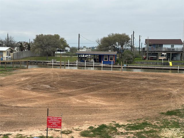 2410 & 2411 Gulfview Drive, Sargent, TX 77414