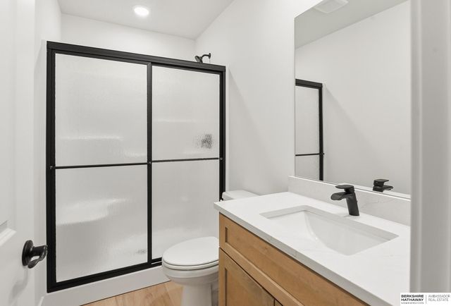 5031 S 199th Avenue, Omaha, NE 68135