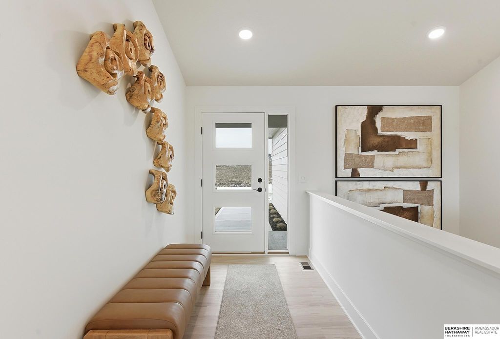 5031 S 199th Avenue, Omaha, NE 68135