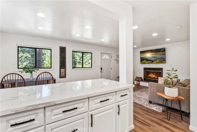 899 Blueridge Drive, Lake Arrowhead, CA 92385