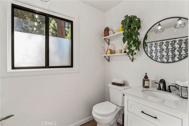 899 Blueridge Drive, Lake Arrowhead, CA 92385