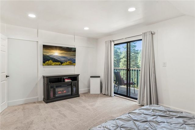 899 Blueridge Drive, Lake Arrowhead, CA 92385