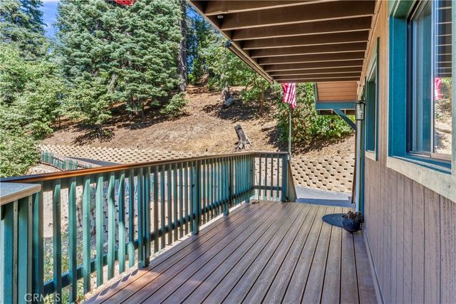 899 Blueridge Drive, Lake Arrowhead, CA 92385