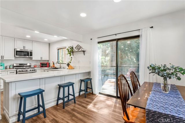 899 Blueridge Drive, Lake Arrowhead, CA 92385