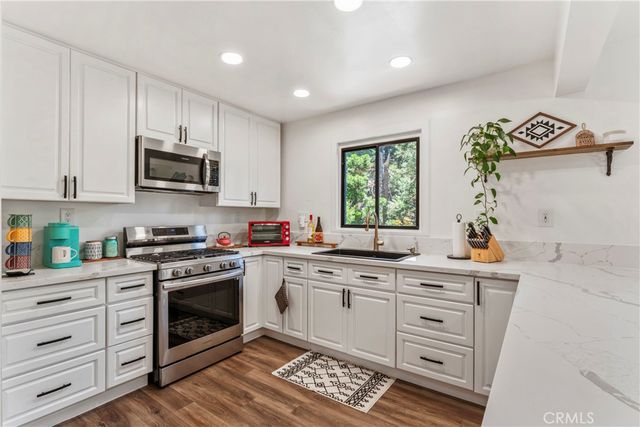 899 Blueridge Drive, Lake Arrowhead, CA 92385