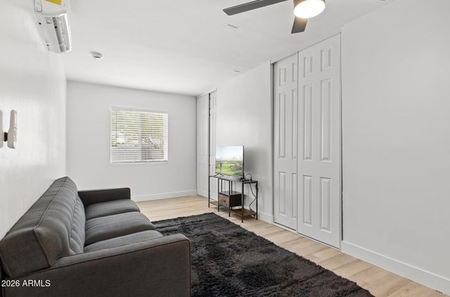 8329 N 5TH Street, Phoenix, AZ 85020