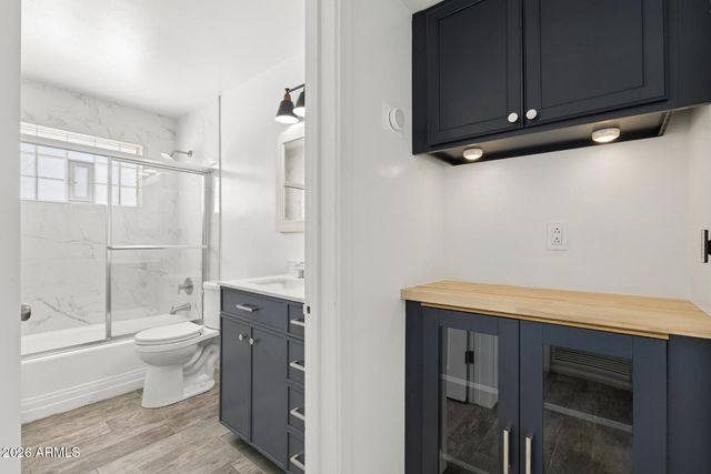 8329 N 5TH Street, Phoenix, AZ 85020