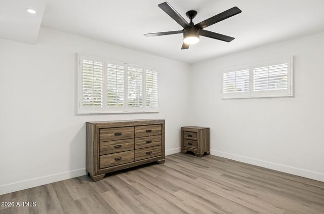 8329 N 5TH Street, Phoenix, AZ 85020
