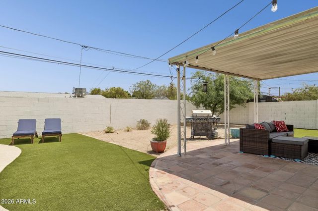 8329 N 5TH Street, Phoenix, AZ 85020