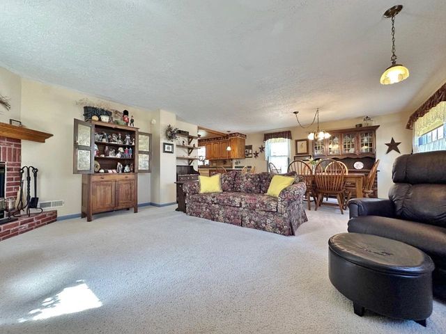 1332 Main Street S, Minot, ND 58701