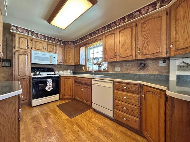 1332 Main Street S, Minot, ND 58701