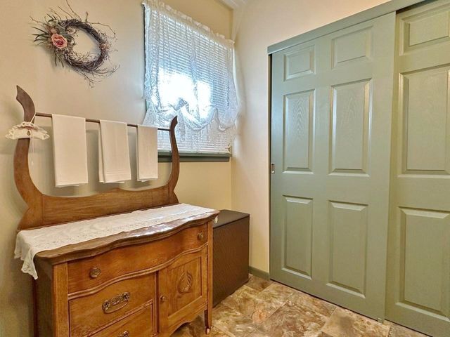 1332 Main Street S, Minot, ND 58701