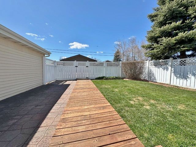 1332 Main Street S, Minot, ND 58701