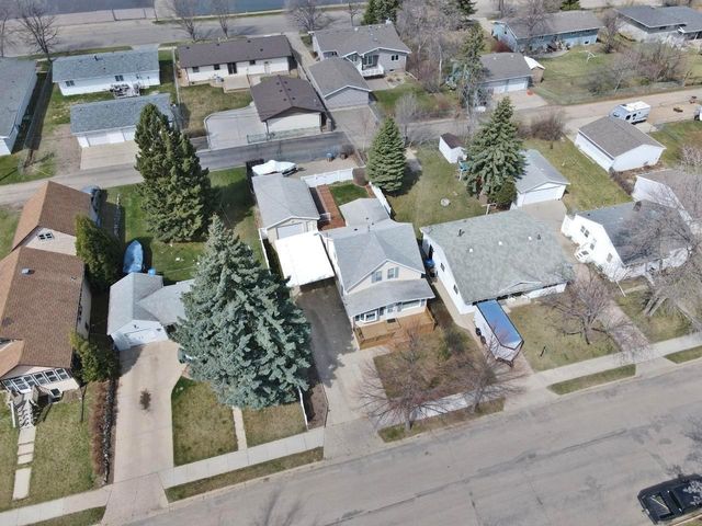 1332 Main Street S, Minot, ND 58701