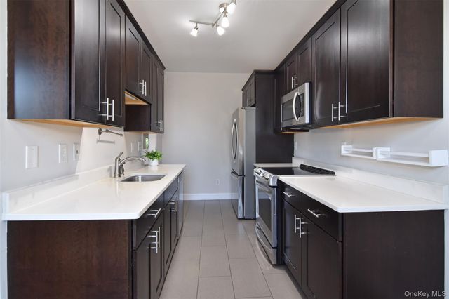 152 Broadway 15, Dobbs Ferry, NY 10522