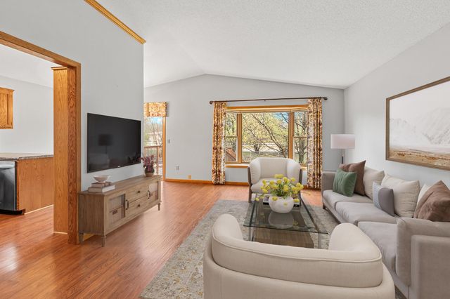 6525 Lancaster Lane N, Maple Grove, MN 55369