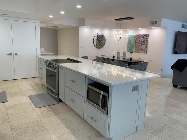 3115 S Ocean Boulevard 1002, Highland Beach, FL 33487