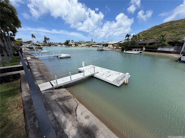 664 Kumukahi Place, Honolulu, HI 96825