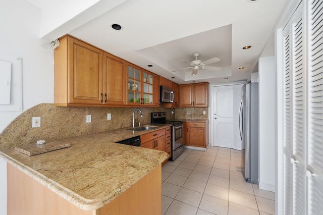 2800 S Ocean Boulevard 2a, Boca Raton, FL 33432